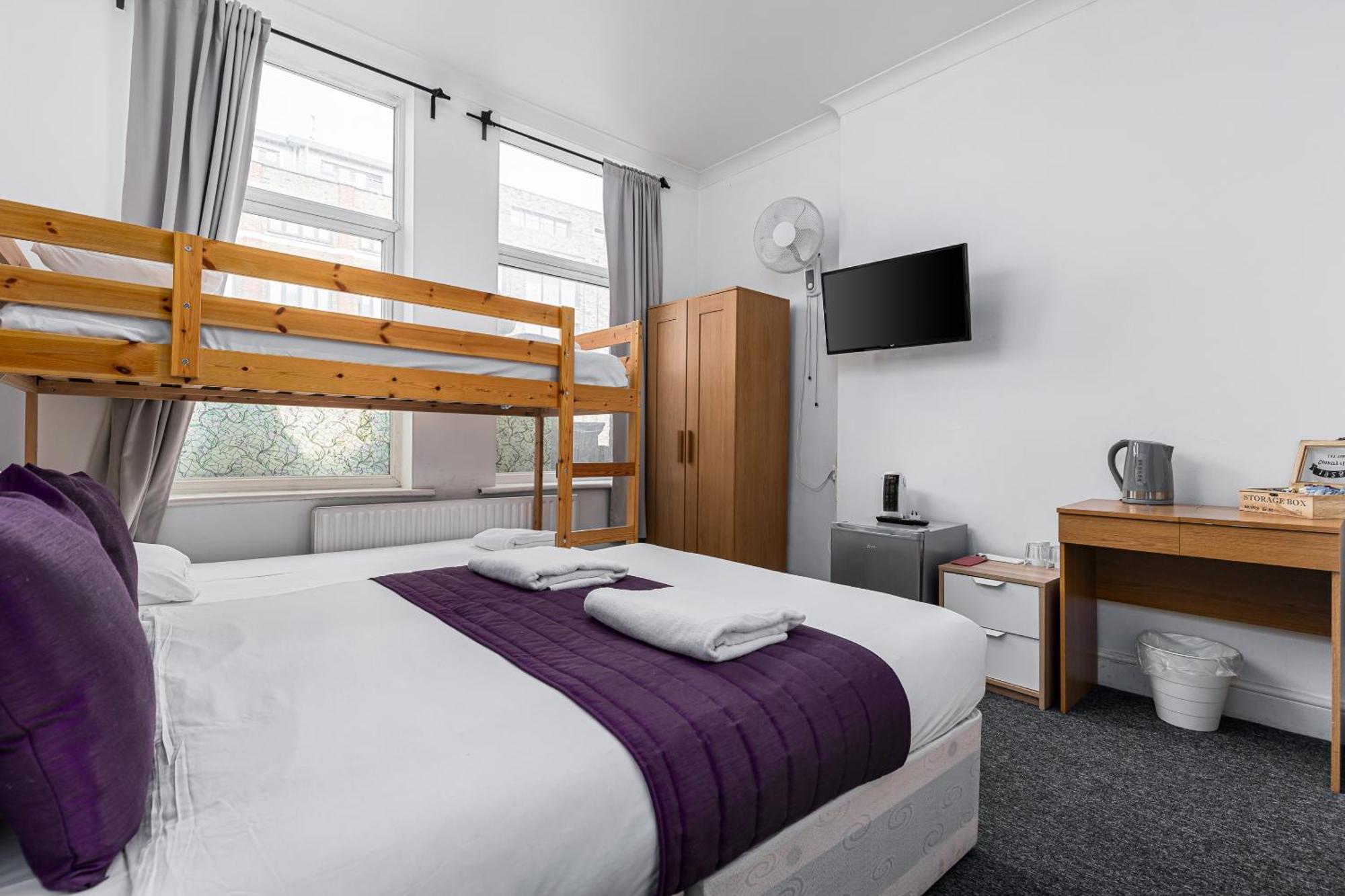 Ryam Suites London Room photo